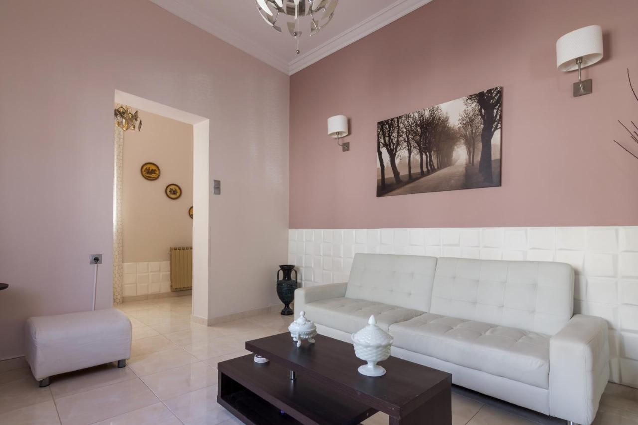 Delightful 2 Bedroom Flat Next To Mikrolimano Pireusz Kültér fotó